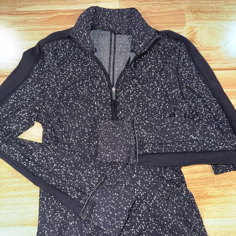 Lululemon Women's Run Briskly Half‎ Zip Black Magnetized Jacquard Size 2